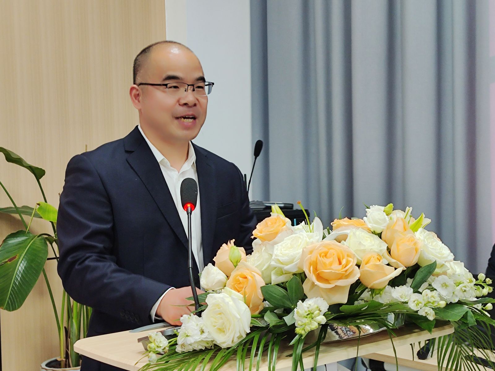 尊时凯龙·(中国区)人生就是搏!